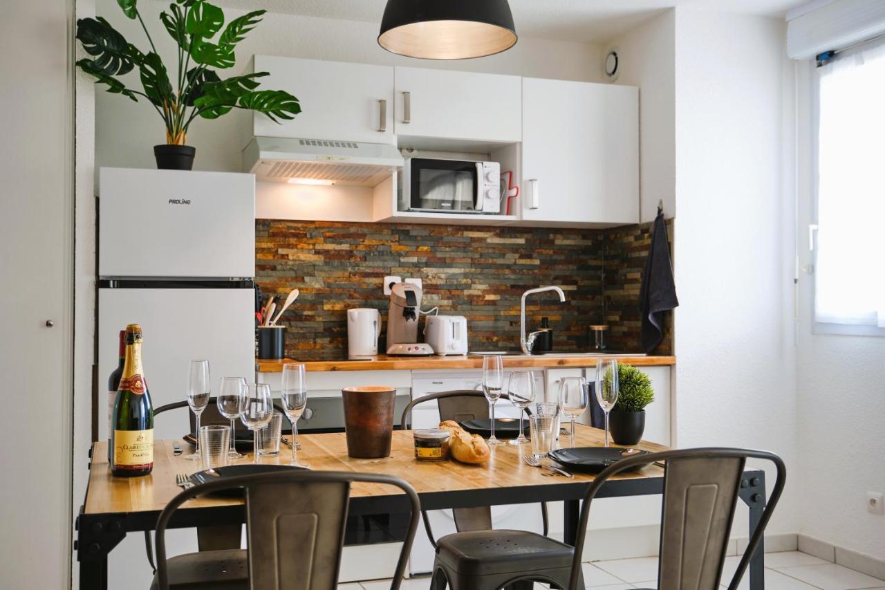 Tout Confort ! Calme, Climatisation, Piscine, Parking Gratuit, Grande Terrasse, Netflix, Wifi Carcassonne Exterior foto